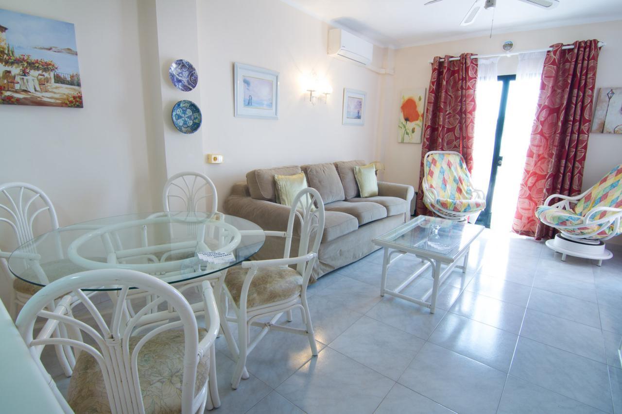 Capistrano Playa 512 Menyber Apartment Nerja Luaran gambar